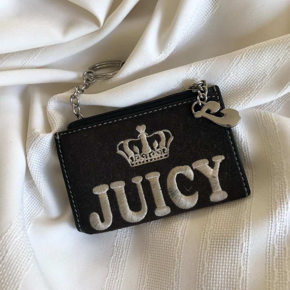 Juicy Couture Coin Purse--Great Little Holiday Gift!